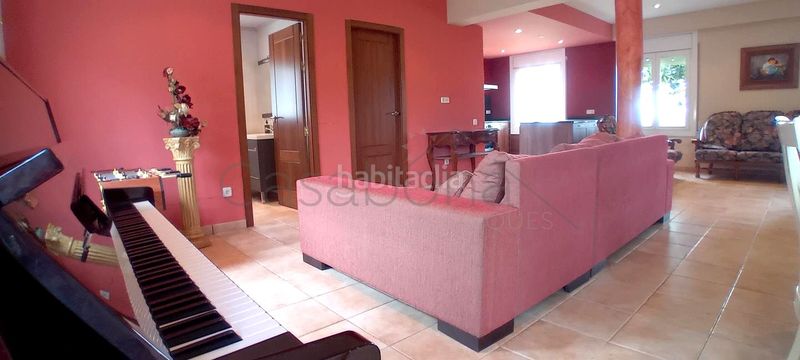 Foto e45564cc-11b5-43ac-9521-5356664fe48e. Casa amb calefacció aparcament a Gurb