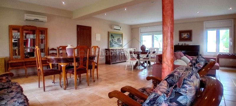 Foto fa656348-ce9e-4bd5-9845-184b5b0a2fc1. Casa amb calefacció aparcament a Gurb