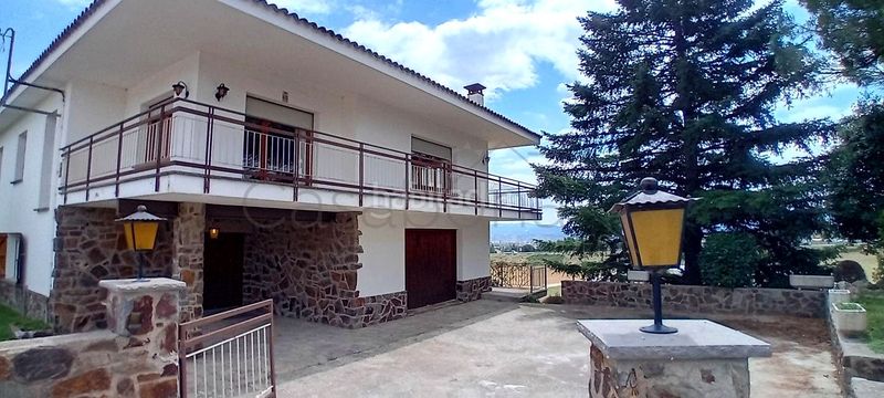 Foto faf8107d-eb04-438c-90e9-d876d05368ec. Casa amb calefacció aparcament a Gurb