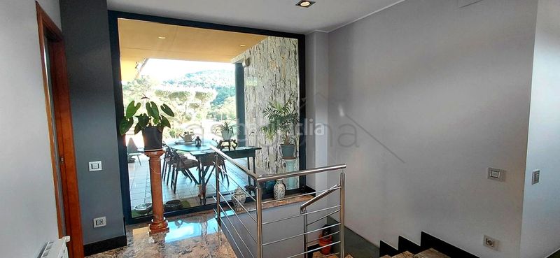 Foto 8eb05a90-d500-429d-9811-ef529ae856c6. Casa amb calefacció piscina a Sant Martí de Centelles