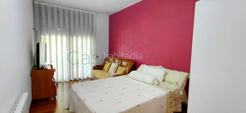 Foto d0a5e46d-3cbe-41a1-882b-aae2a4a9d1fc. Casa amb calefacció piscina a Sant Martí de Centelles