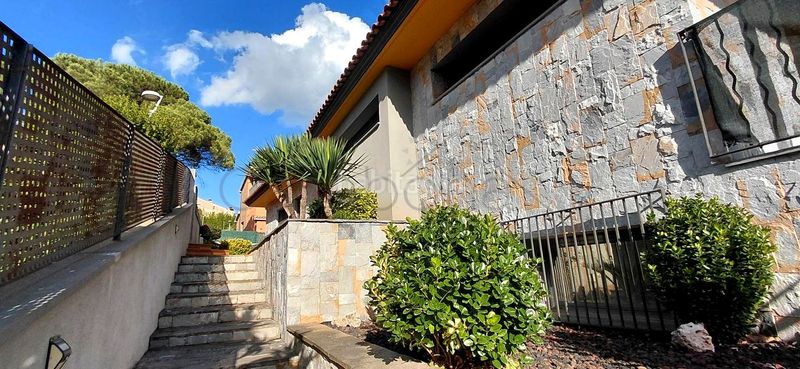 Foto de3ecee2-3cf5-4327-8e3a-becba7f30db8. Casa amb calefacció piscina a Sant Martí de Centelles
