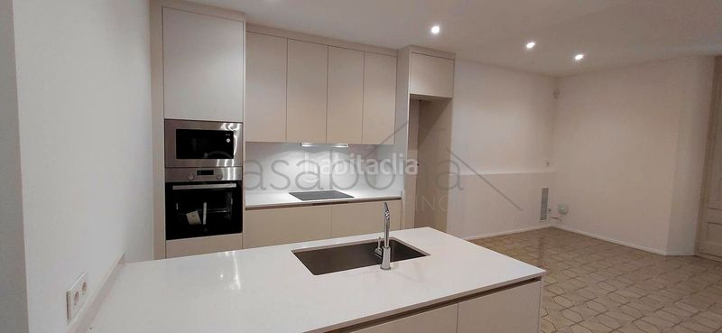 Foto 062b05ee-8584-4626-bb17-1ec03cf65870. Flat with heating in Centelles