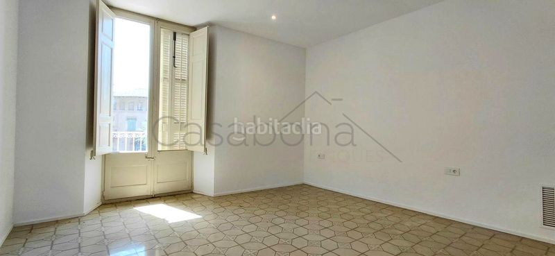 Foto 19d0c63e-ca7e-4a87-ba0f-676f3865e9ad. Flat with heating in Centelles