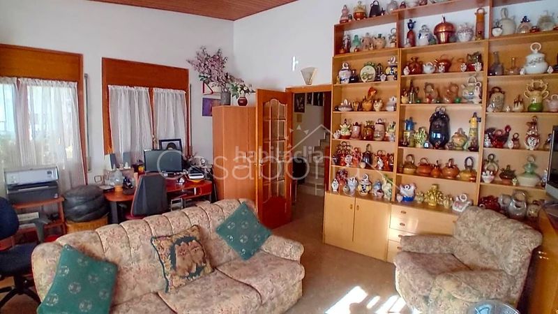 Foto 3aeb88ca-dafe-46f5-ac81-a9bc3f4726a8. Casa amb calefacció a Gurb
