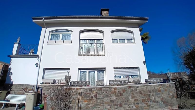 Foto 436240b6-0d4b-4b3e-8bde-e452207d77b6. Casa amb calefacció a Gurb