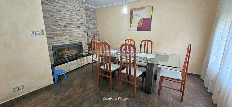 Foto ce4bb820-de7c-46cb-bbdd-176d64fe871c. Casa a Nord Vic