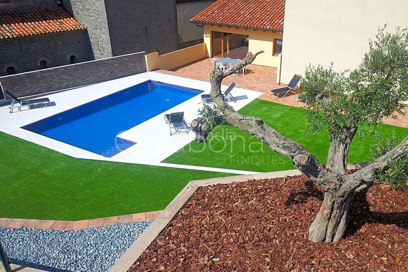 Foto 40a69935-3682-4166-9716-daf9dc75ba56. Casa amb calefacció piscina a Santa Maria de Corcó