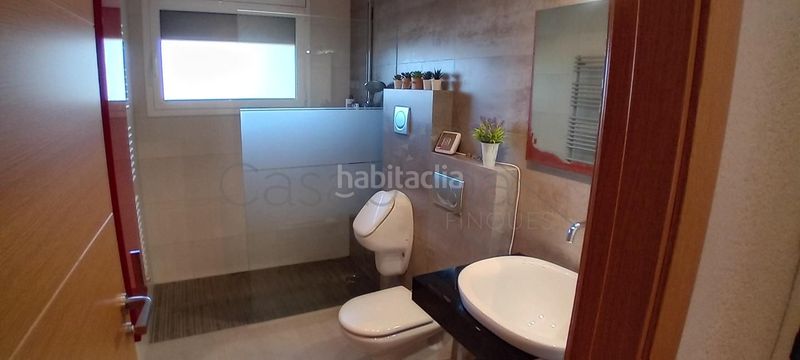 Foto 292dd281-534e-4c0c-8e1e-d05eb849cbd9. Casa amb calefacció a Sant Vicenç de Torelló