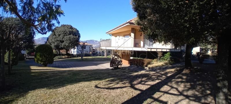 Foto 5fba7cbf-6c6b-41f9-8be8-73db2d300189. Casa amb calefacció a Sant Vicenç de Torelló