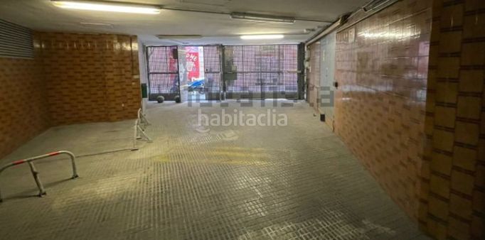 Foto 23936bd9-539a-48c9-8d77-4dfaaa775d17. Aparcament cotxe a Raval Barcelona