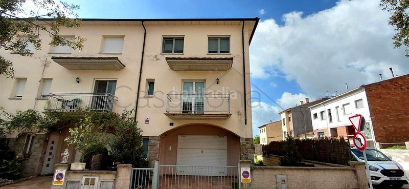 Foto 348272e0-e35c-4c9a-9cad-d1df7c0e5c66. Casa amb calefacció a Tona