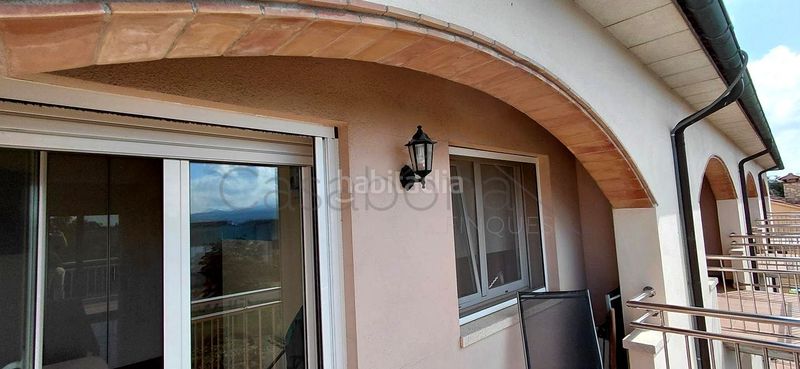 Foto b0b111bb-1fc8-45e6-b3cb-77b23ee47cc5. Casa amb calefacció a Tona