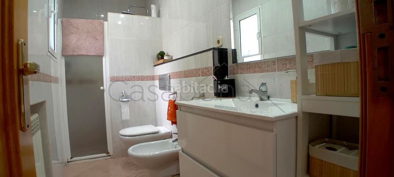Foto 5c0f1dac-6751-41da-9078-9960747eb812. Casa adossada amb calefacció a Tona