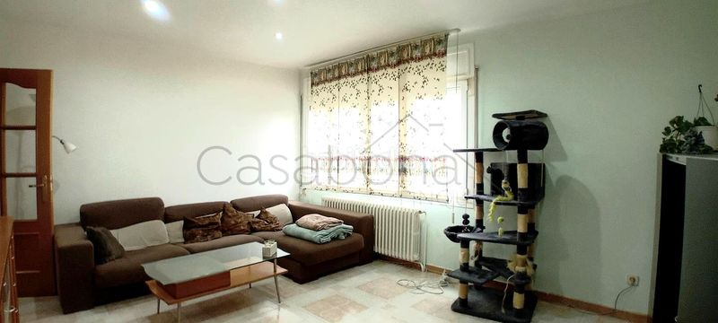 Foto 7a4fdd2e-99c6-4a92-bb79-e1da1d54c859. Casa adossada amb calefacció a Tona