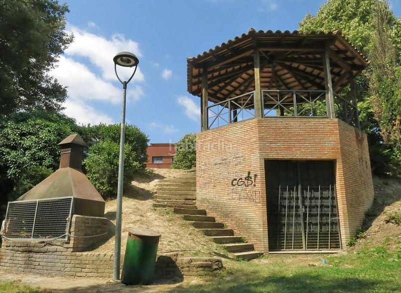 Foto 9be0fdc8-3301-4194-82e8-2061bc366f8b. Casa adossada amb calefacció a Tona