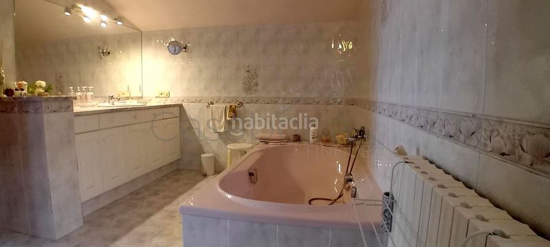 Foto 1932bead-b878-4d3b-9bda-848307a426fa. Casa amb calefacció a Santa Maria de Corcó