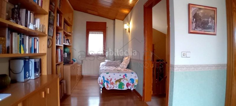 Foto b369a54f-4052-4e24-bc77-778bcf80e21c. Casa amb calefacció a Santa Maria de Corcó