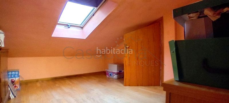 Foto d59de6f3-0bc5-4261-b2e2-ecfede4739d9. Casa amb calefacció a Santa Maria de Corcó
