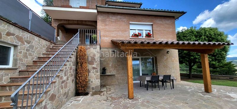 Foto 2ee61e05-4c36-4ad7-9135-ae1917797c7d. Casa amb piscina a Olost