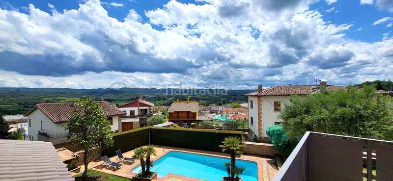 Foto 8a2a1fda-fc36-41dc-8669-e8f1d0bdd63b. Casa amb piscina a Olost