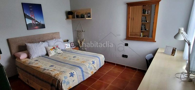 Foto f1f0e1fc-41a4-479d-9f11-67549691f62c. Casa amb piscina a Olost