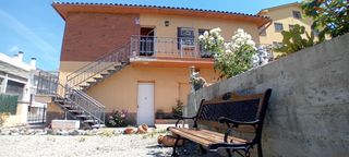 House in Centelles. Els hostalets de balenya. casa  parcela contigua!! 2 x 1  casa d