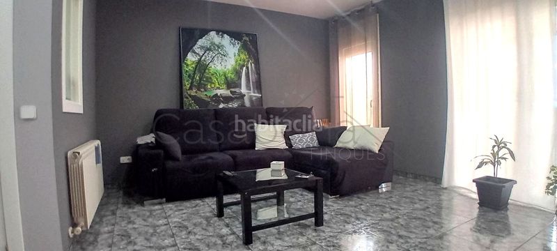Foto 01632077-3959-489d-86a1-834422c91eb1. Casa amb calefacció a Roda de Ter