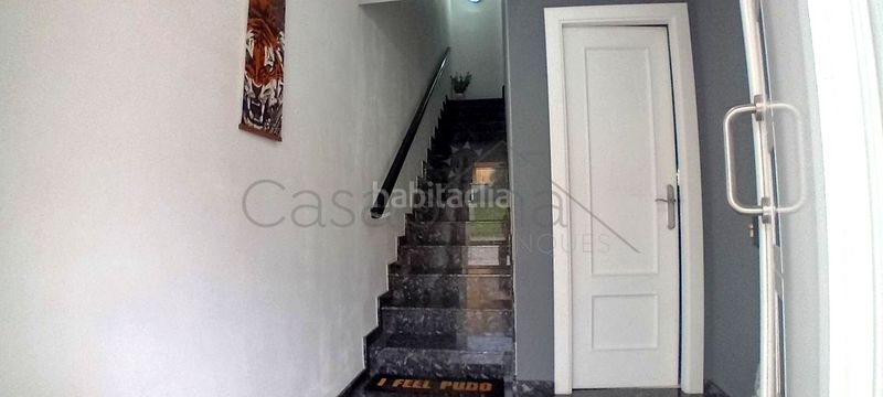 Foto 3fa7a829-5393-46c7-b3ea-0ff18927907e. Casa amb calefacció a Roda de Ter