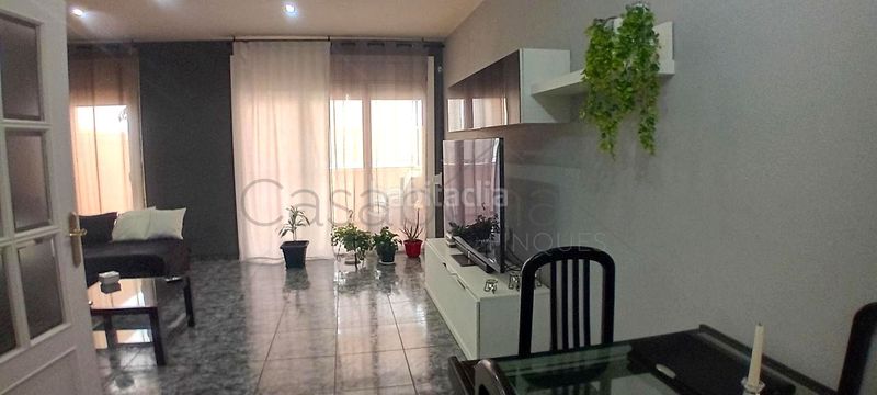 Foto 87911bc7-4e9b-49c7-8fec-08f14d832904. Casa amb calefacció a Roda de Ter