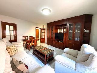 Etagenwohnung  Avenida luis miranda dávalos
