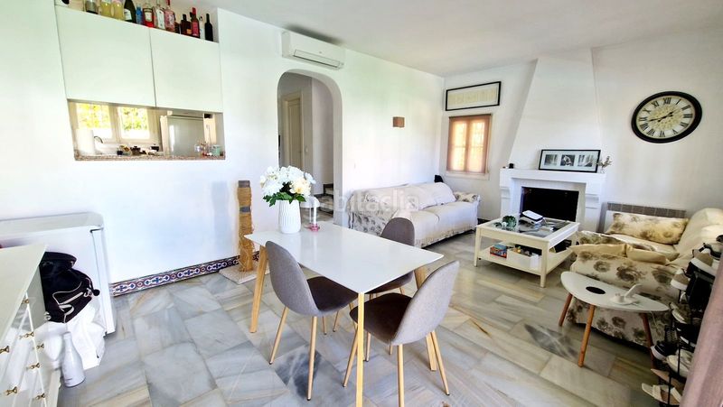 Foto 714ebefc-b1a3-45aa-a63a-7153f8cd7950. Casa a schiera con camino piscina in Mijas golf Mijas