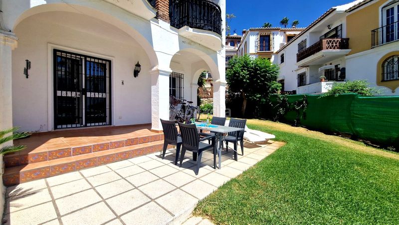 Foto c9213c75-42f5-4544-8695-e3dbad3515d9. Casa a schiera con camino piscina in Mijas golf Mijas