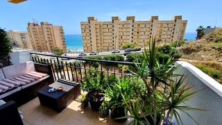 Piccolo appartamento in Las Gaviotas - Carvajal. Magníficas vistas desde este apartamento en segunda línea de pla