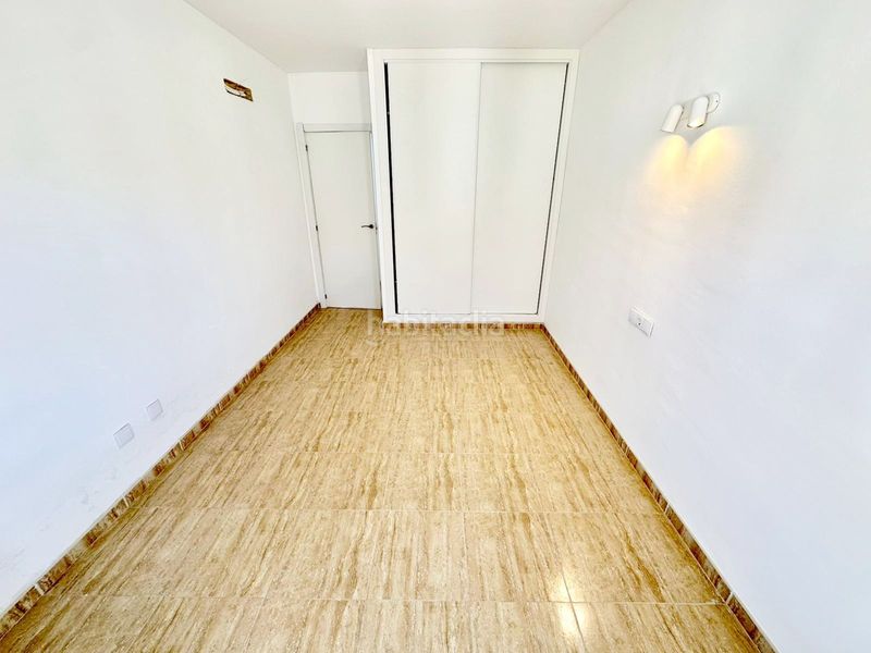 Foto ab85974f-1482-4499-81ff-79860637716a. Casa adossada amb aparcament piscina a Los Boliches Fuengirola