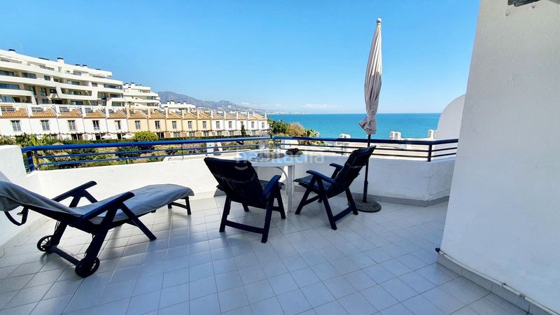 Foto c10e5a9f-4c15-409d-8193-24bd87d8b0b2. Casa adossada amb aparcament piscina a El Faro de Calaburra - Chaparral Mijas