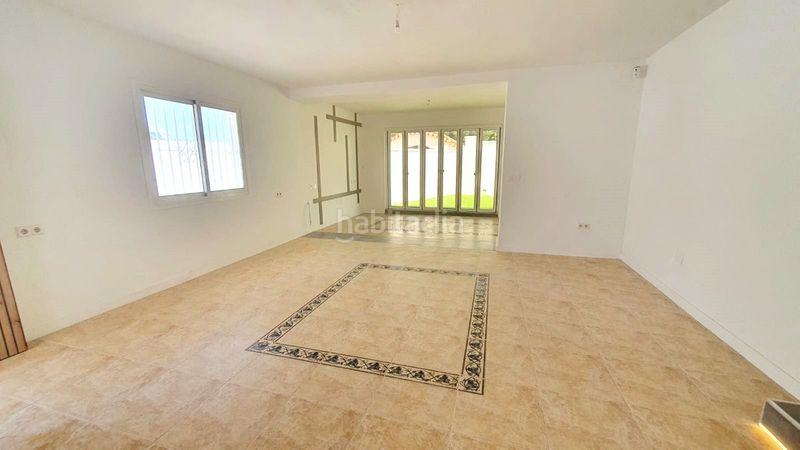 Foto 26381cda-36d4-4178-a2d0-a04ba5d5d022. Casa amb aparcament piscina a Torreblanca del Sol Fuengirola