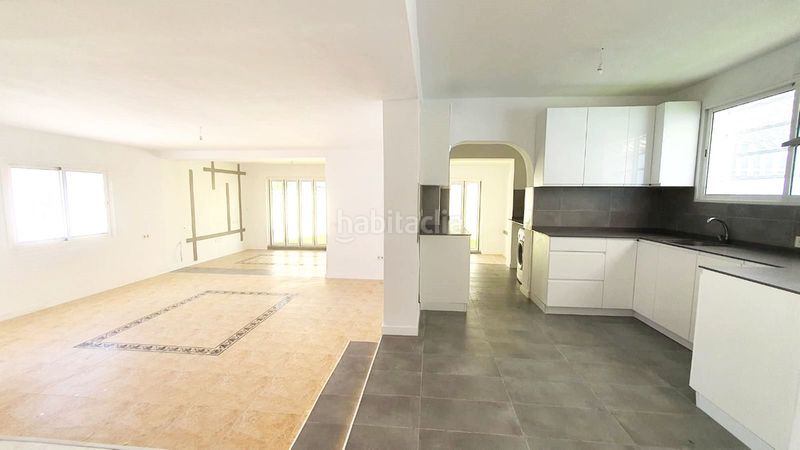 Foto 36e691d3-3b55-4941-afbc-d59eff8284fb. Casa amb aparcament piscina a Torreblanca del Sol Fuengirola
