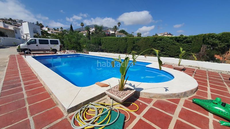 Foto 373c0102-c39b-4fd5-aab4-d776e1832cca. Casa amb aparcament piscina a Torreblanca del Sol Fuengirola