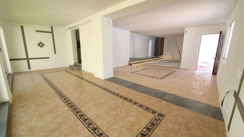 Foto 5bfb60cb-6f5b-4db3-9456-b631f85198d2. Casa amb aparcament piscina a Torreblanca del Sol Fuengirola