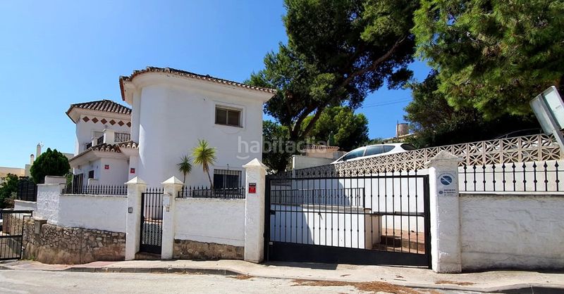 Foto 85a7929d-35b2-4f68-b1bc-7151ab52b173. Xalet amb aparcament piscina a Torreblanca del Sol Fuengirola