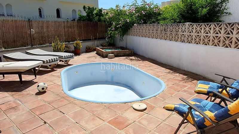 Foto d27cf505-de71-4091-9c05-aced5a33a9e4. Xalet amb aparcament piscina a Torreblanca del Sol Fuengirola