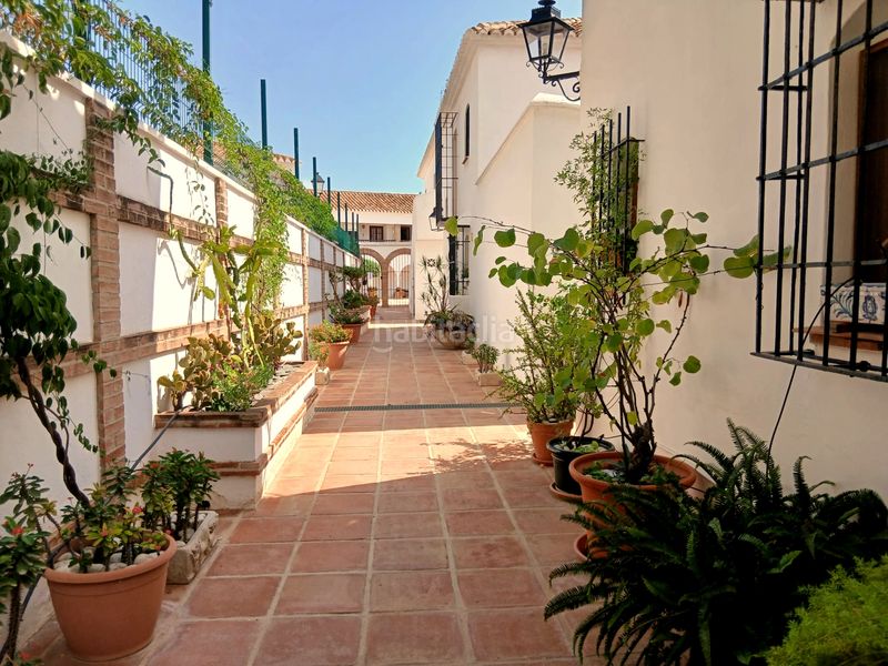 Foto a185e652-9045-451e-9e1d-7ac30ea59a15. Casa adossada amb xemeneia calefacció a Centro ciudad Fuengirola