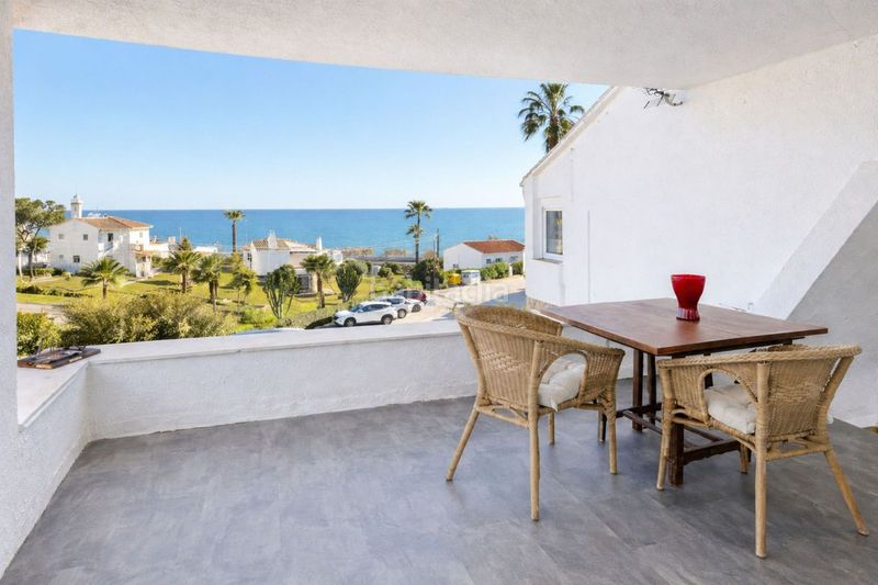 Foto 7d83e1ef-d0e9-4589-b8b3-d48f2fd1653a. Maison jumelée avec chauffage piscine dans El Faro de Calaburra - Chaparral Mijas