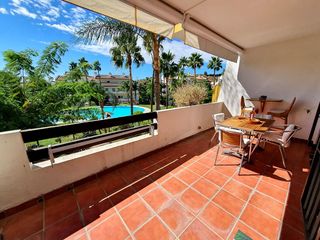 Apartament a Riviera del Sol. Hermoso apartamento en venta con una terraza encantadora en cala