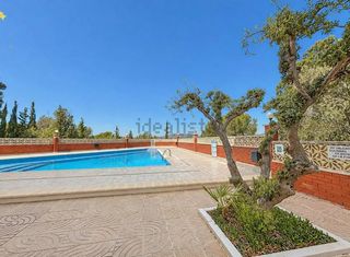 Pis  Passeig pujades. Piso con terraza y espectaculares vistas al mar en vallpineda �