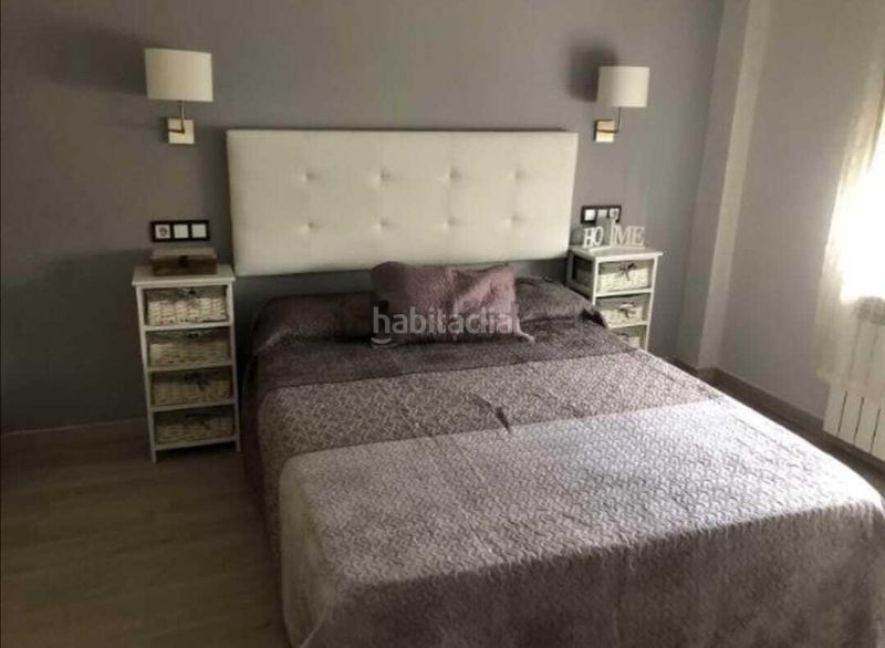 Foto 90fe93c0-0ab7-451f-871d-2eacce14760a. Casa a Cabra