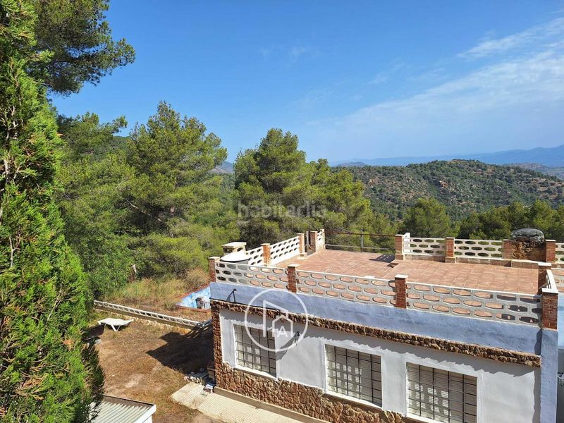 Foto e303f66c-8754-4882-af39-53d0bfb9ecb4. Casa amb aparcament a Estivella