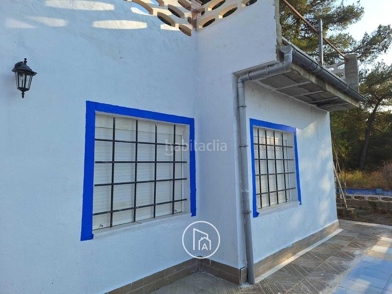 Foto fc733607-d4d7-4a37-9c77-9227ce3d4111. Casa amb aparcament a Estivella