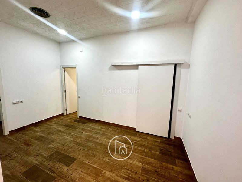 Foto cf91dc2f-1bc3-4874-beb7-8ebe19c20c1b. Planta baixa amb calefacció a Barrio de Campanar Valencia